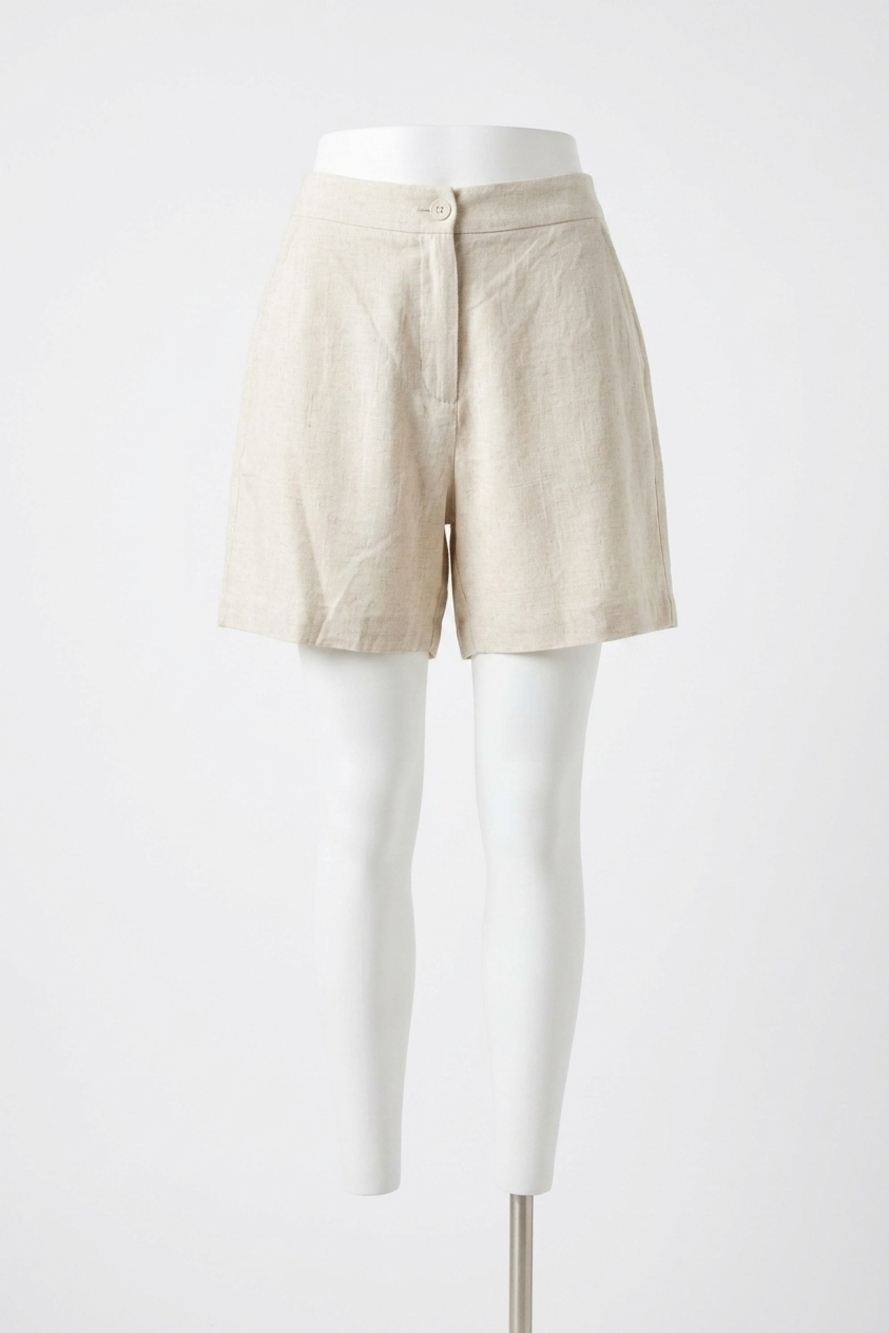 NEW MOLLY BRACKEN classic chino shorts in light beige